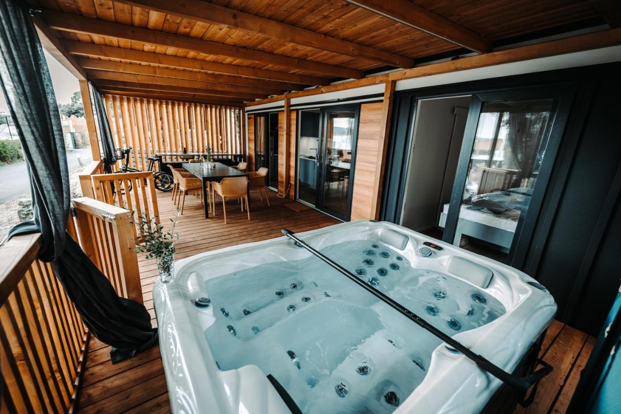 Sea House Shade, Pool & Jacuzzi - Privilege Point Camping & Villas Selce Εξωτερικό φωτογραφία