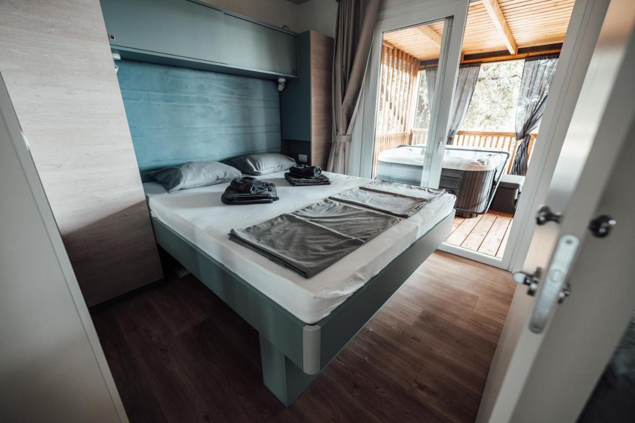 Sea House Shade, Pool & Jacuzzi - Privilege Point Camping & Villas Selce Εξωτερικό φωτογραφία